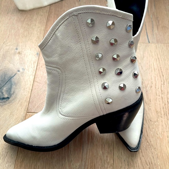 Marc Fisher Shoes - Marc Fisher booties